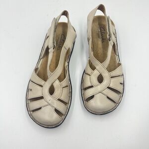 Clarks Active Air  Sandal Women Beige Leather Casual Size 5 M